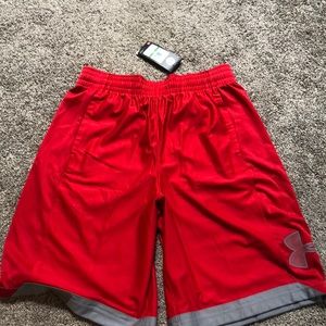 Under Armour athletic short heat gear